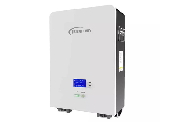 Batteria di accumulo di energia domestica da 51,2 V 100 Ah, pacco batteria al litio ad alta potenza, ricarica CA/solare, batteria al litio di backup ricaricabile da 4800 Wh, presa CA a onda sinusoidale pura 110 V/220 V per casa, ufficio, alimentazione di emergenza